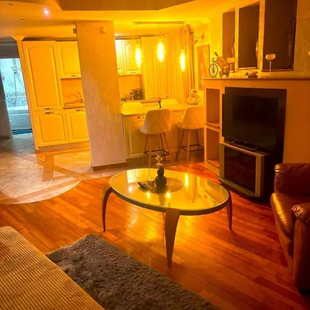 Apartmán 2 Cu View P-ta Victoriei