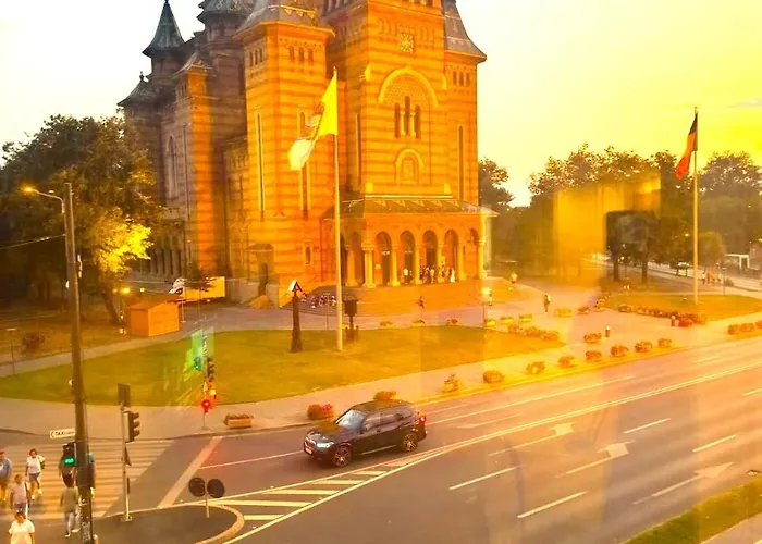 2 Cu View P-ta Victoriei * Timisoara